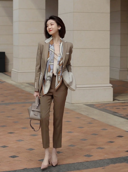 Blues蓝调时尚|还在为穿搭烦恼？这些必备的衣服是首要的选择，百搭不易出错