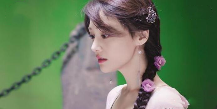 郑爽|《王牌6》郑爽镜头被剪，出场一坨马赛克，空荡座位引粉丝泪目