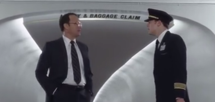 热爱太阳 《猫鼠游戏》：因父母离婚带来伤害，他开始行骗赚钱，最后成了专家