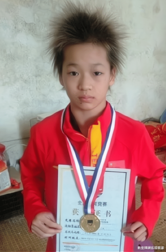 阿Sa|全红婵因家穷没去过游乐园，杨倩要带她去抓娃娃，网友喊话张家齐