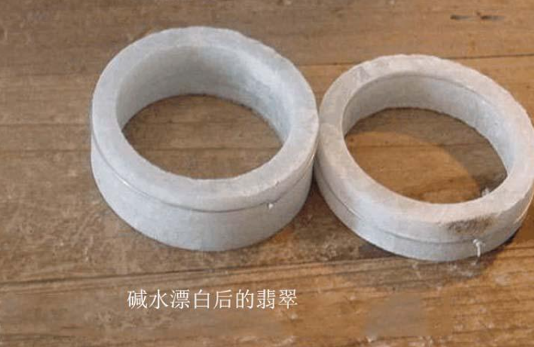 翡翠|B货翡翠是这样练成的，不要再花几万的价格去买几十块钱的翡翠了