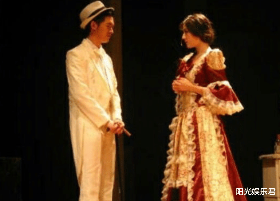 迪丽热巴|迪丽热巴旧照曝光，扮演欧洲公主毫无违和，这才叫明眸皓齿大美人