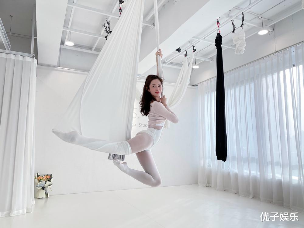 孙嘉璐|孙嘉璐晒体重不到90斤,曾拿下射箭预赛第一,让无数女孩酸断腿