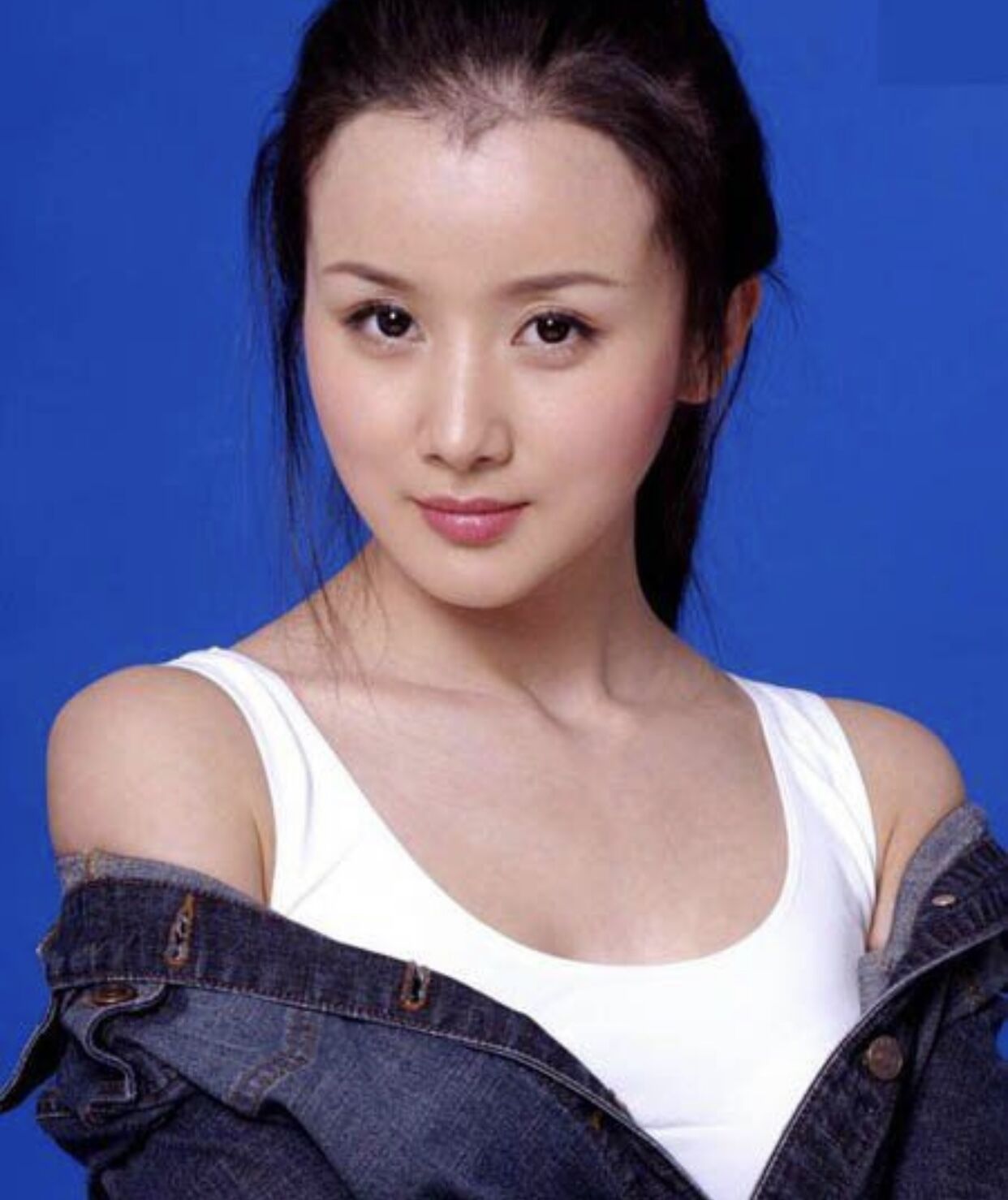 金铭|盘点那些刚出道时很美，但很快长残了的女明星们