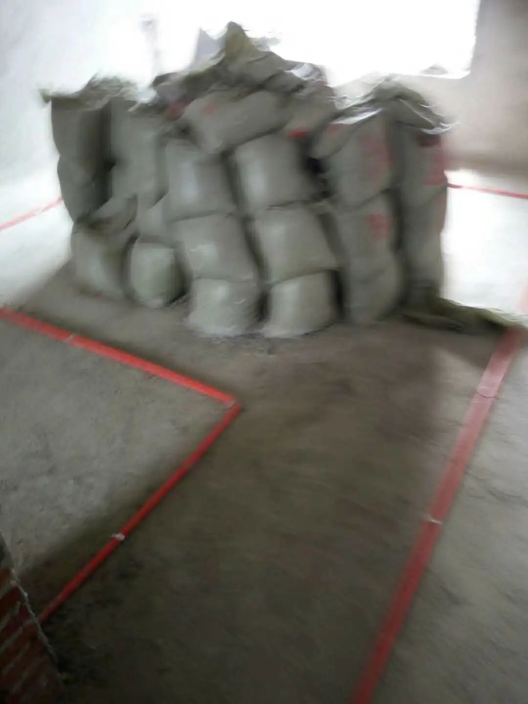 朋友介绍的水电师傅,今天水电完工了,大伙帮忙看看做得怎样