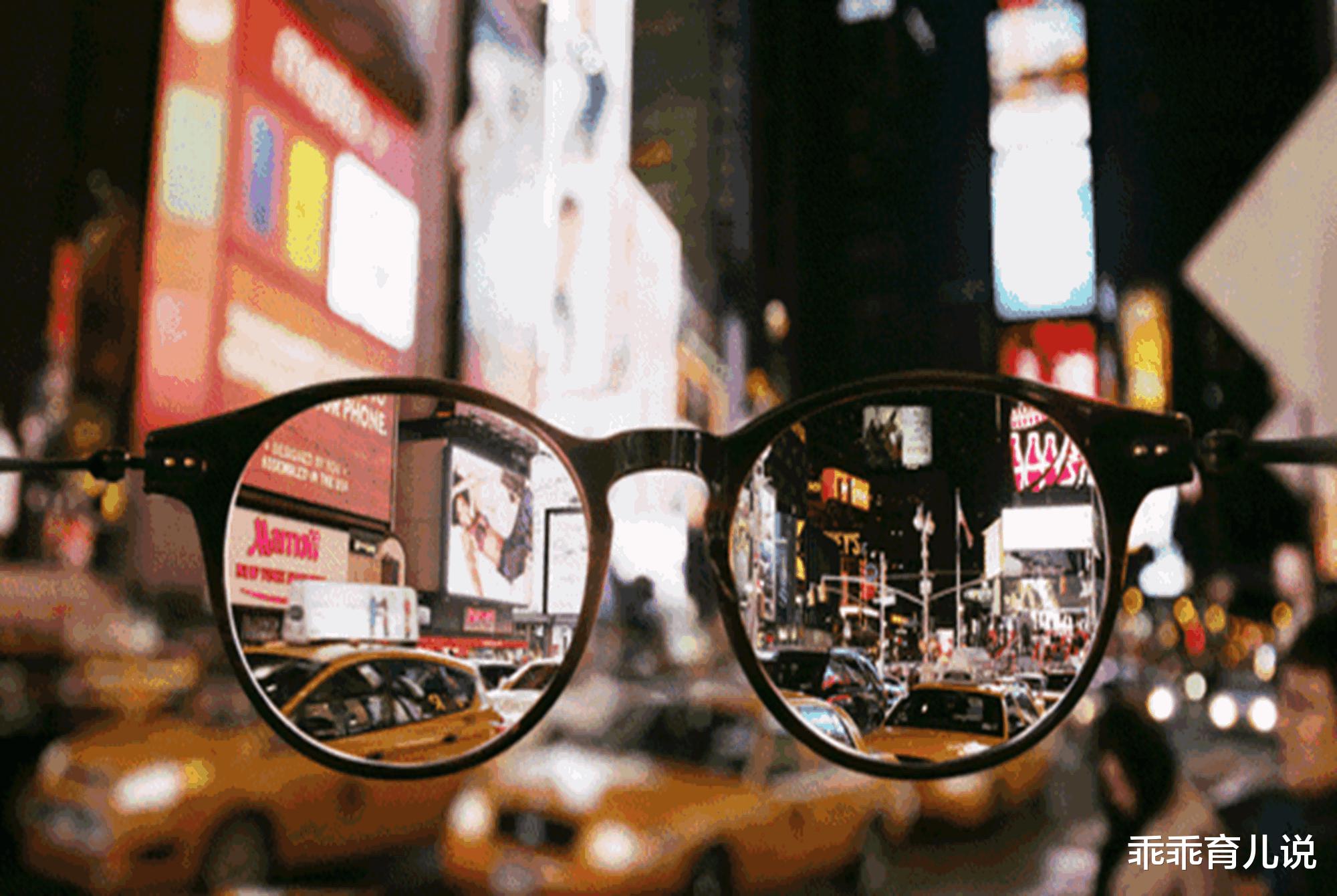 乖乖育儿说|“近视手术5分钟就完事儿？”青少年的近视无忧论，真的该扳一扳