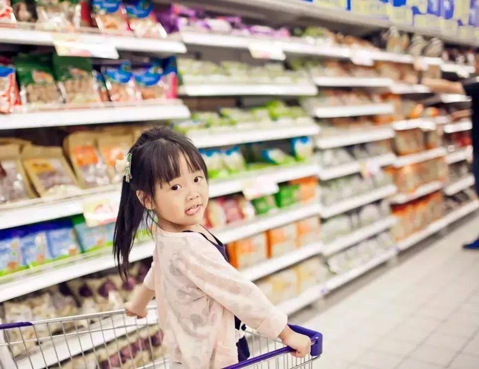 母婴之道|这些所谓的“儿童”食品,再有钱也别买,又没营养又徒增身体负担