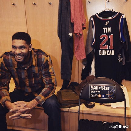 马刺队|44板8帽!联盟第一!马刺大闸真棒,才25岁啊,怪不得敢放走阿德