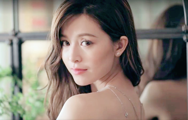 锦衣之下|《唐探3》口碑最高的女演员,竟是出场只有2分钟的她?实至名归