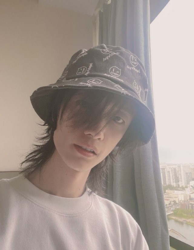 突围|孟美岐出声明否认插足，自称单身网友却不买账，事件波及周震南