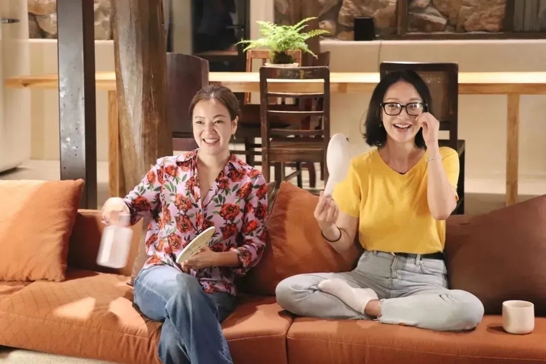 阿雅|20年后，和周迅做闺蜜的她翻身了？