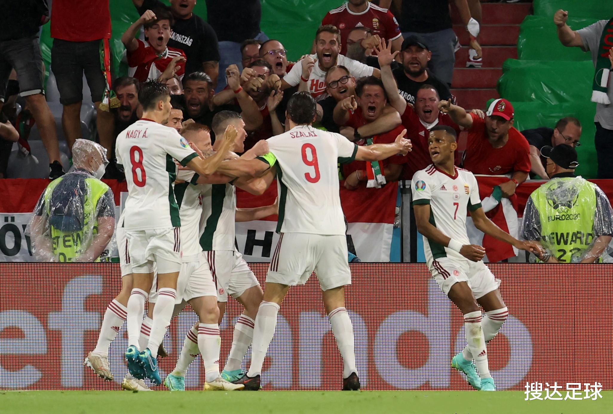 葡萄牙队|1-0！欧洲杯死亡之组彻底乱了：鱼腩冲上晋级区，葡萄牙有危险
