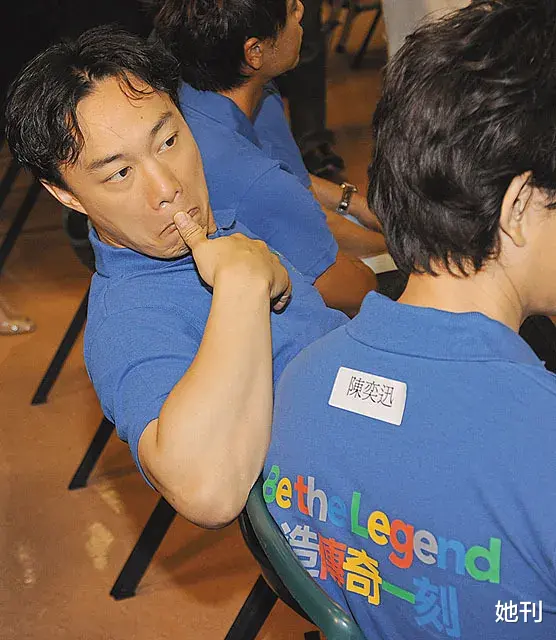 她刊|论深情,娱乐圈里谁能敌过这个浮夸男人?