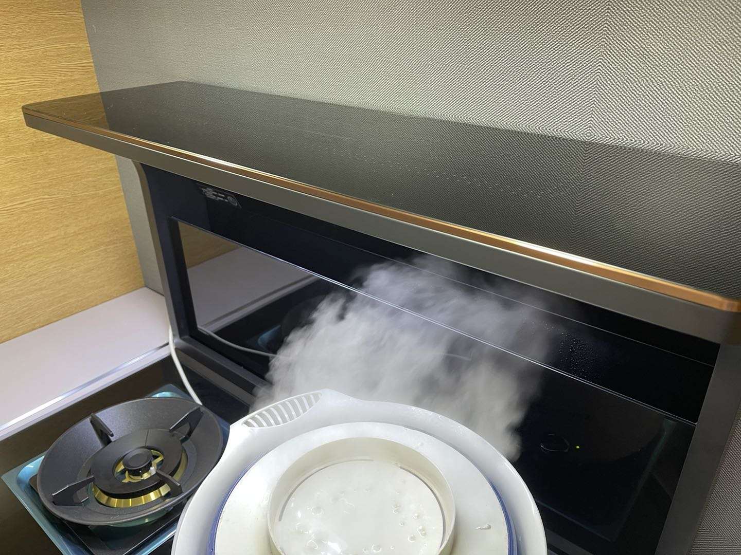 |一个人到家也能直接吃热菜，厨房进入次时代，帅丰X1是真的强