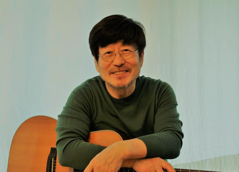 金昌完|韩剧里金秀贤的“小跟班”，随手买了吉他，就成了韩国“李宗盛”