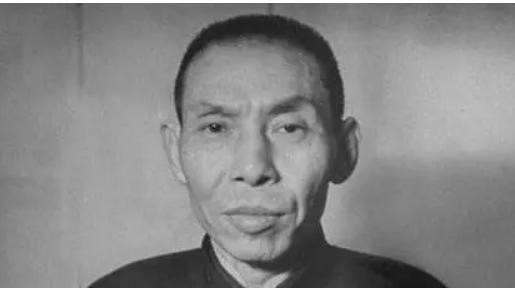 阳光语言矫正说|杜月笙是怎么惩罚出轨的原配夫人的?