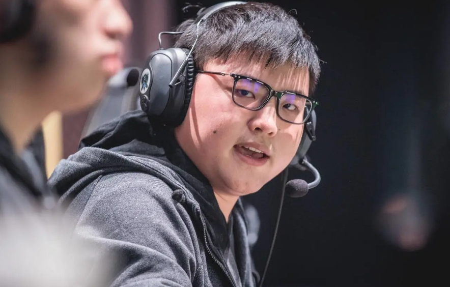 blg|BLG没想象中那么强？选手来自不同队伍，化学反应成最大问题