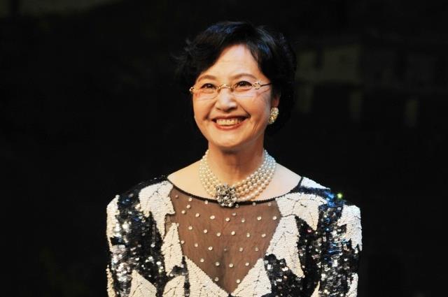 杨春霞|京剧名家杨春霞曾被谣言困扰多年，重回舞台就是其清白的证明