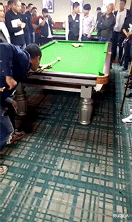 神武星人 “兄弟,你娶这样的媳妇回家,是不是每天都得提心吊胆的!”哈哈哈