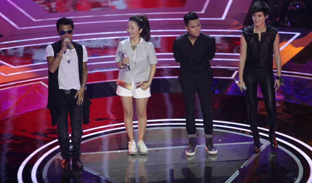 谢霆锋|当年陈坤为何用耳机砸谢霆锋？何炅出面解围，二人之后再无同台