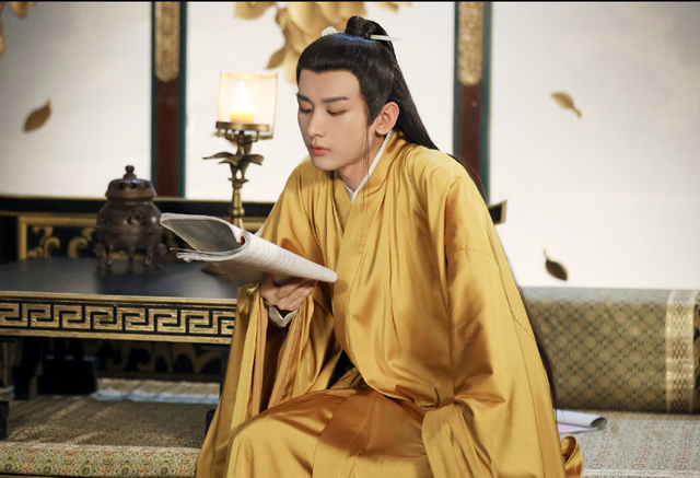 快乐大本营|档期有!肖战迪丽热巴等3大热剧cp来袭,《快本》迎来顶流高峰期