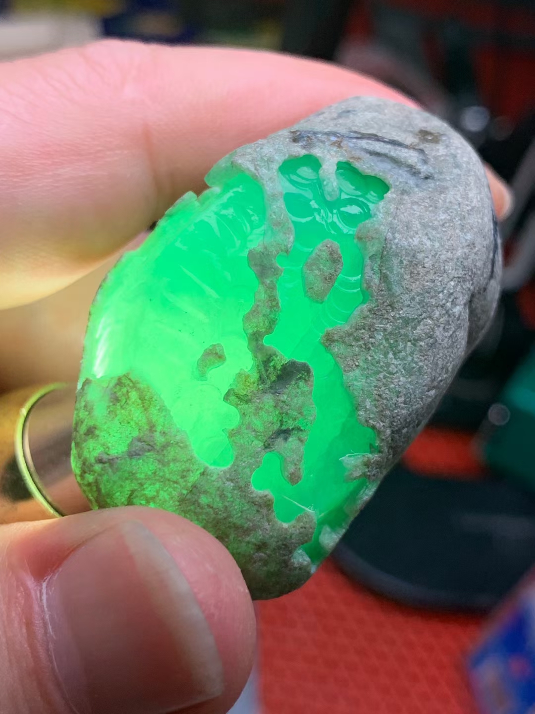 翡翠|翡翠观音应该怎么保养?