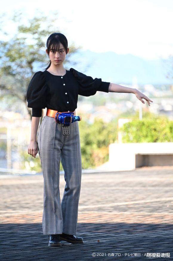 |假面骑士revice:牛岛一家是真的诡异,或许和改造实验有关!