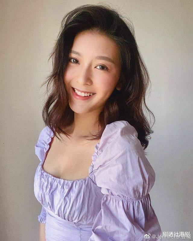 余香凝|恭喜！27岁香港著名女星怀孕近9月即将临盆，巨大孕肚成焦点