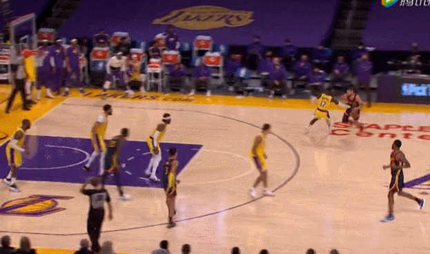 勇士队|24秒压哨绝杀！又砍三双！詹姆斯附加赛干崩勇士！以后别打他的脸