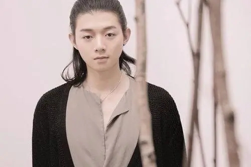 霍尊|翻车！霍尊20分钟录音牵扯沪圈大佬，百亿资本背后芒果台难逃一劫