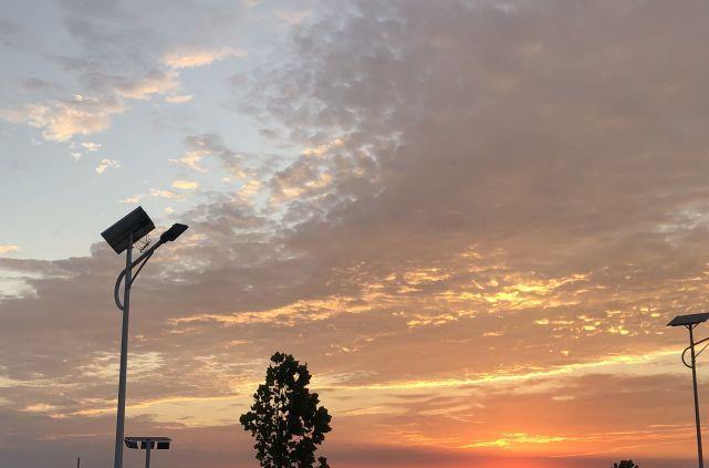 月亮 老话说：“秋王追月，必定有灾”，啥意思？什么是“秋王追月”？