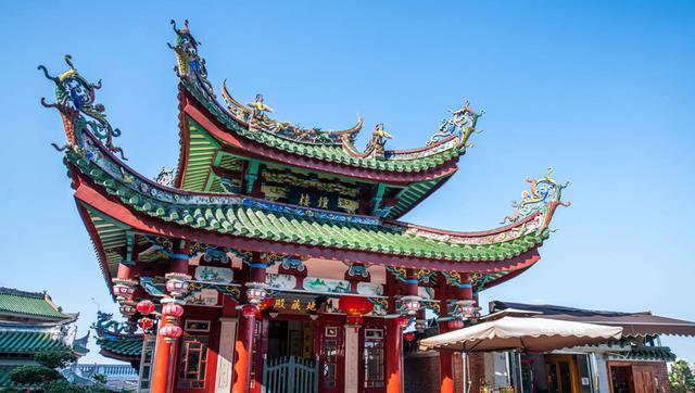 行星秘闻|鼓浪屿只知道“最美拐角”?带你探索不一样的落日沙滩,夏日必去