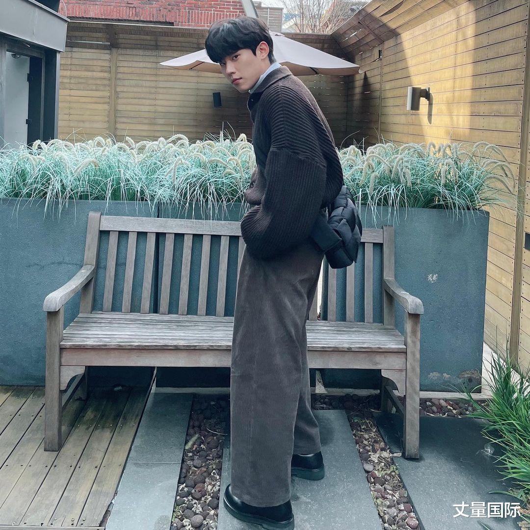 迪丽热巴|6点认识《那年，我们的夏天》金圣喆，私下嗜好、理想型公开