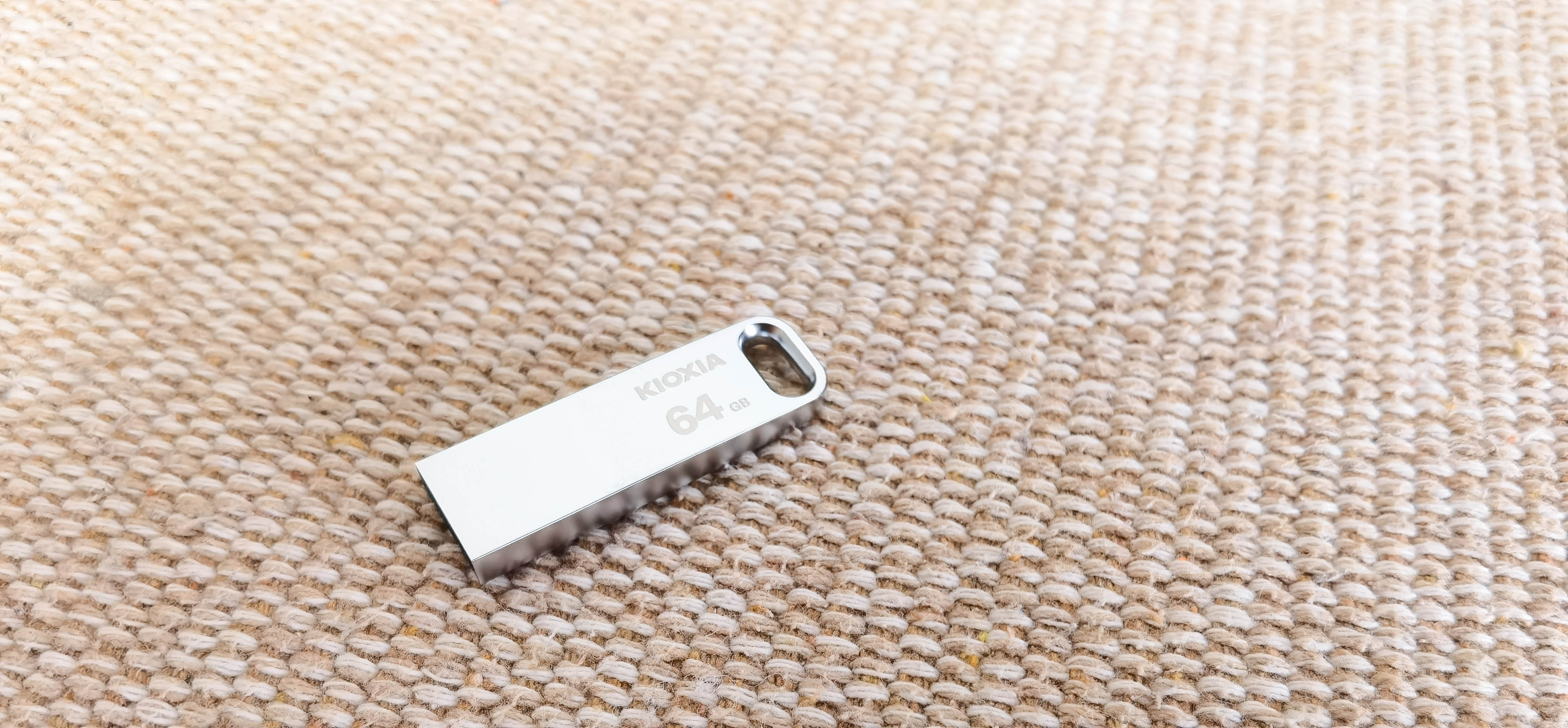 USB|时尚U盘随身带——铠侠随闪U366 USB闪存盘评测