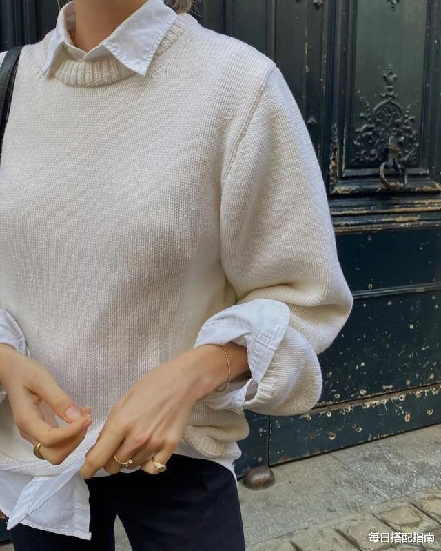每日搭配指南|秋天想穿得好看，颜色很重要，这个“高级色”安排上，温柔且高级