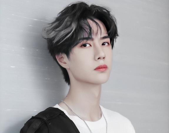 王一博|长春电影节将开幕，网传王一博要任接力大使，看到搭档，又是她！