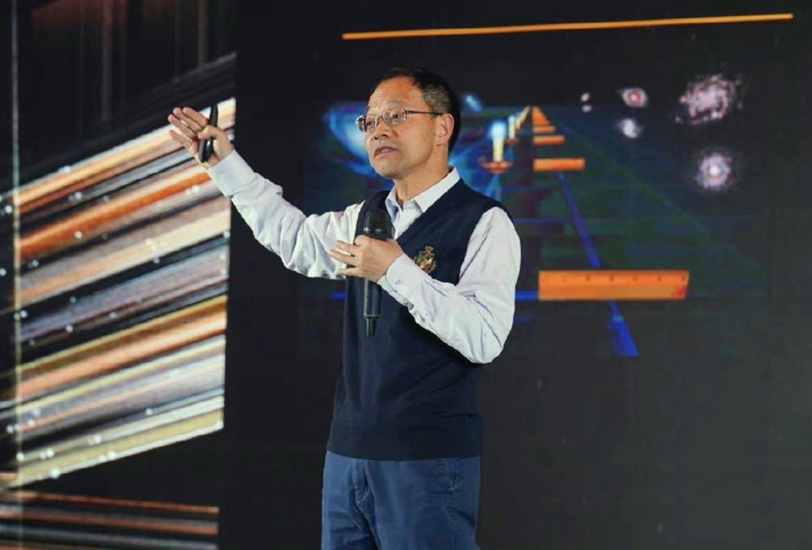 61岁中科院院士相信外星人存在?霍金揭秘:外星生物不一定有血肉