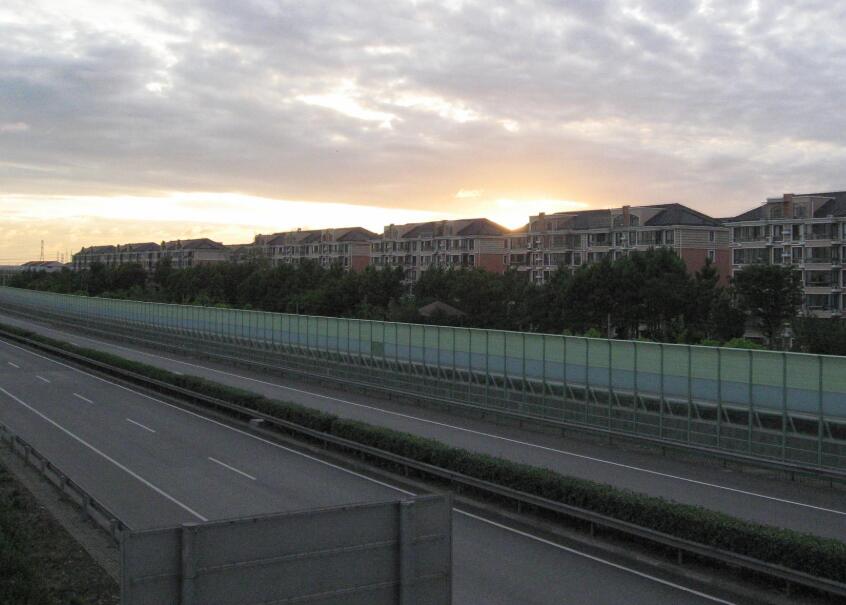 先生说生活事 四川在建一条高速，长约90公里，投资约140.29亿，预计2022年建成