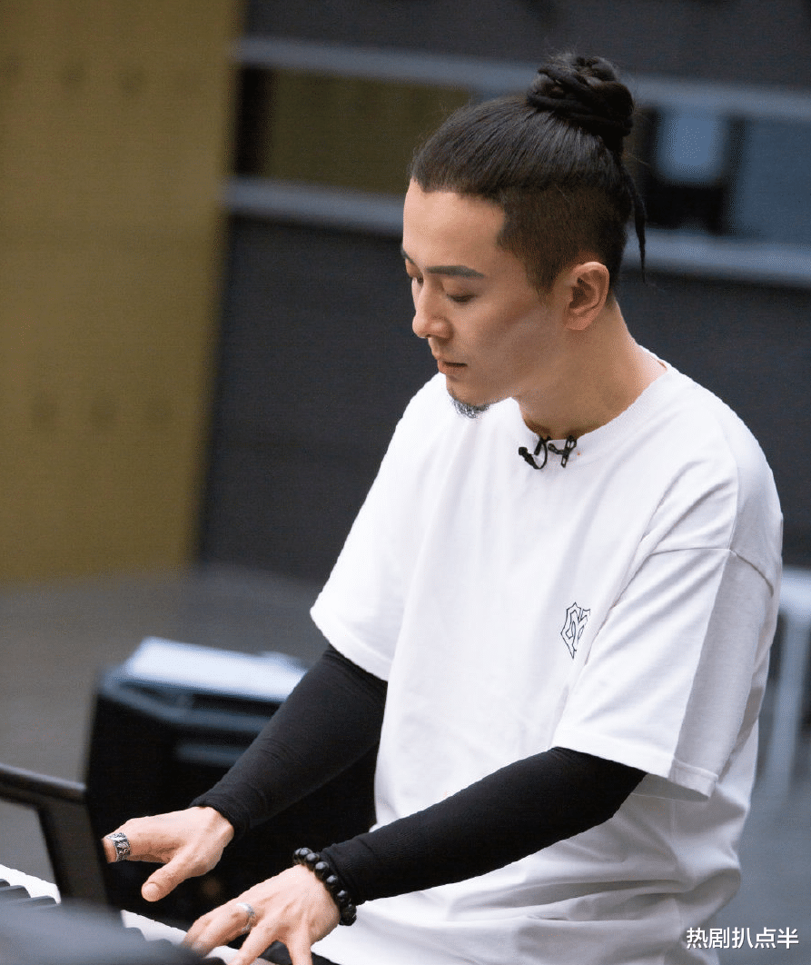 韩庚|《披荆斩棘》被埋没的3位哥哥，颜值高有实力，可惜输在咖位小