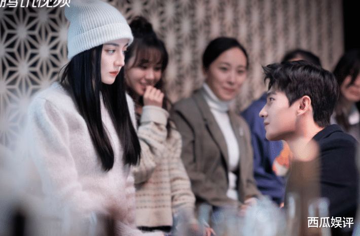 情侣|荣耀夫妇确定关系就异地，两人的恋爱方式，就是教科书级别的示范