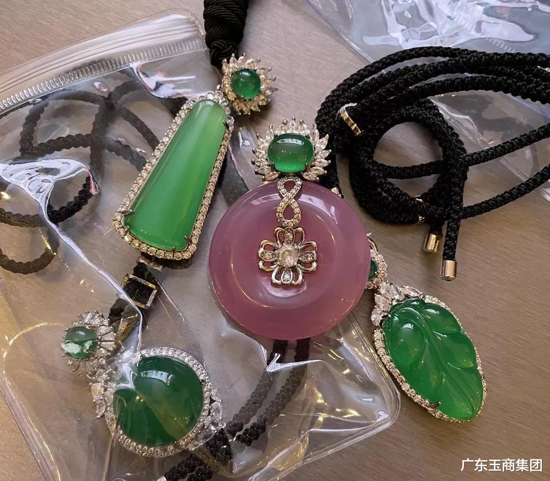 翡翠|翡翠购买常见问题全解，现在看还不晚！