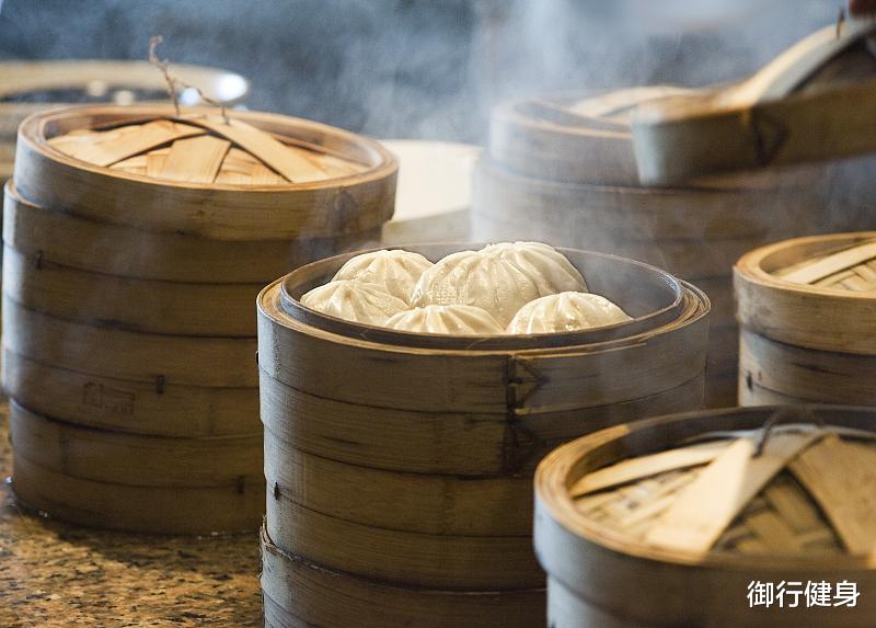 |减肥期间吃多少主食比较好？饮食原则是关键，吃多少不重要！