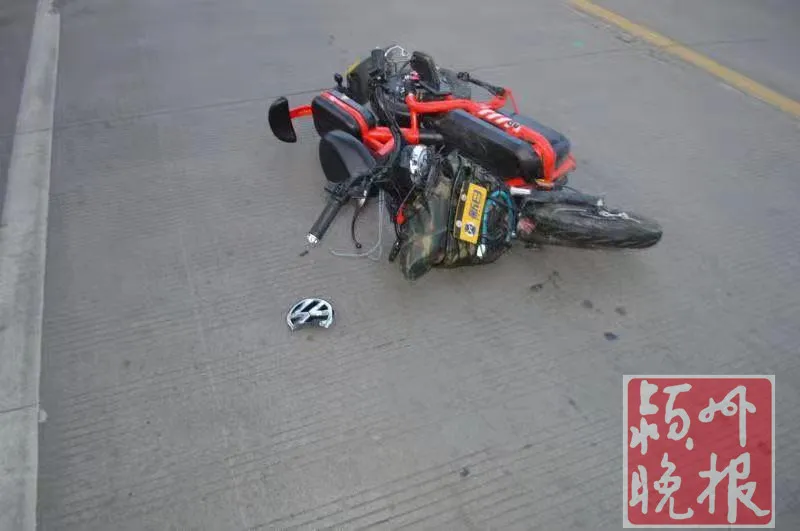 阜阳那些事 事发泉河桥路段！已投案！