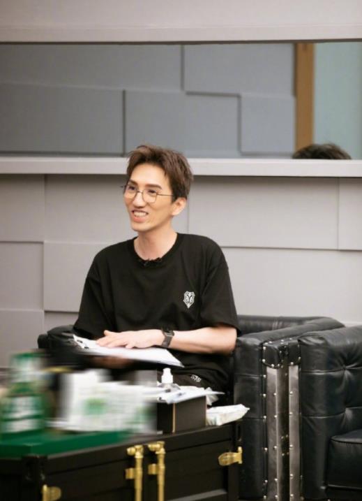 MARRY|林志炫从高台跌落，犹如当年黄家驹，却被质疑获得观众怜悯得高分