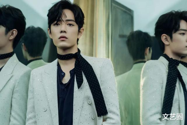 肖战|肖战被质疑种发际线，网友从工作室扒出不同时期照片发现额头变化明显