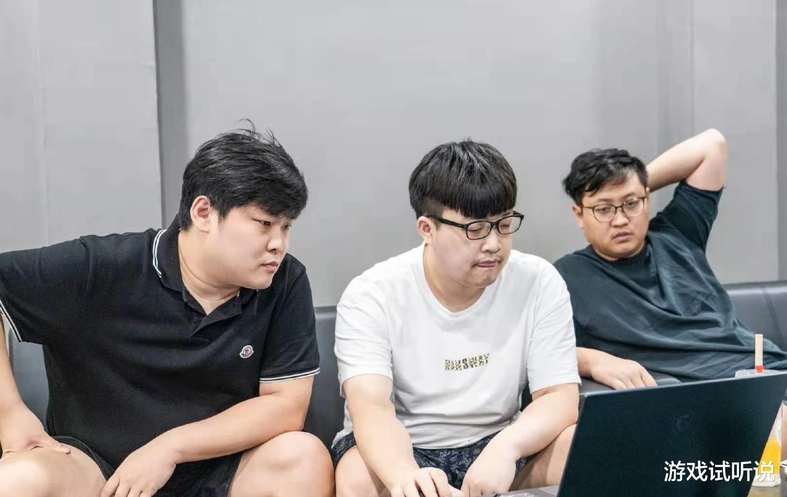 kpl|eStar登虎扑“黑榜”，场上输分场下“输人”，还好KPL联盟没惩罚