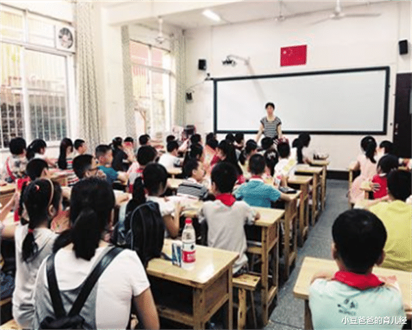 小豆爸爸的育儿经|教育部下发新通知，在9月1或将全面实行，教师们却一筹莫展