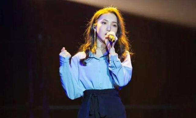 好声音|盘点2021《好声音》八大美女学员，伍珂玥屈居第二，第一颜值太高