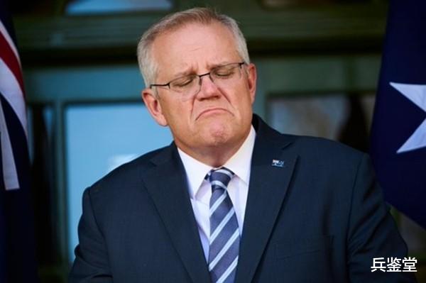 tiktok|大型真香现场！莫里森入驻海外版抖音，和狗一起出镜，不敢开评论