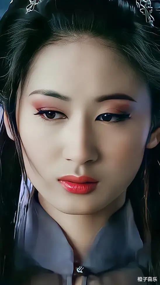 郭可盈|做演员应当如郭珍霓，既美艳动人又自由自在